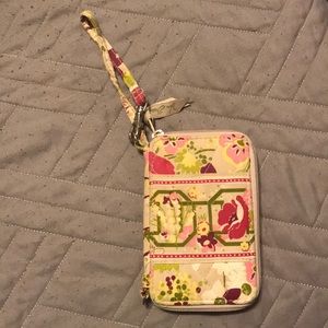 Vera Bradley smartphone wallet